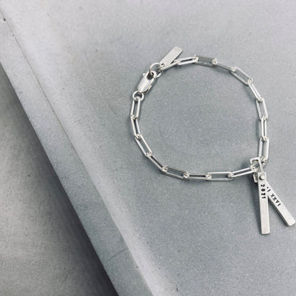 Reminder J Bracelet B001