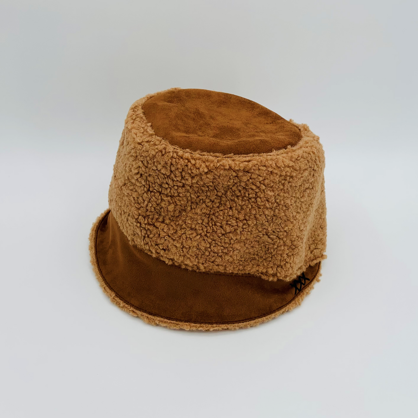 Bucket LID00046