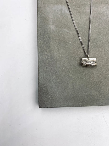 Reminder J Necklace "YOURSELF" N002